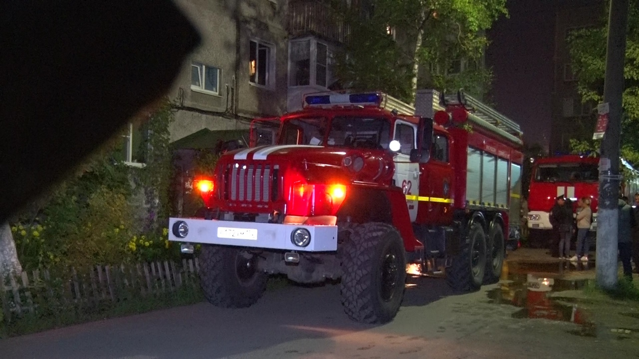 В Дзержинске при пожаре эвакуировали 23 человека