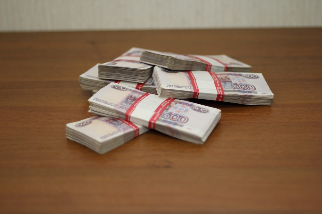 Финансист назвал условия, при которых нельзя обменивать рубли на доллары