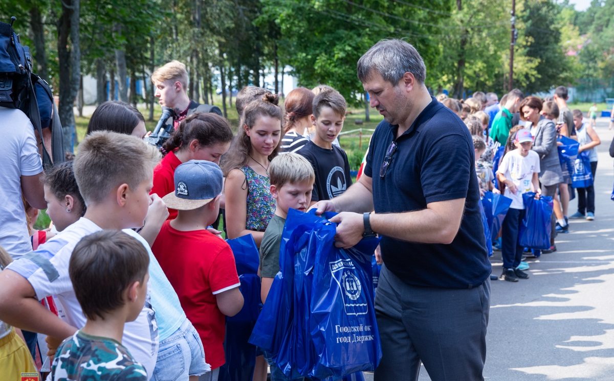 Дети из затопленного Тулуна приехали в Дзержинск